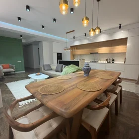 In Baku 120.0 m² apartment is for sale - Image 2