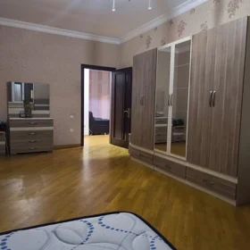 In Baku 132.0 m² apartment is for rent - Image 5