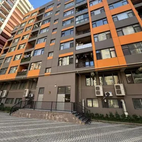 In Baku 64.0 m² apartment is for sale - Image 2