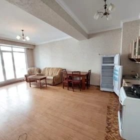 In Baku 75.0 m² apartment is for rent - Image 5