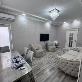 In Baku 70.0 m² apartment is for rent - Image 3