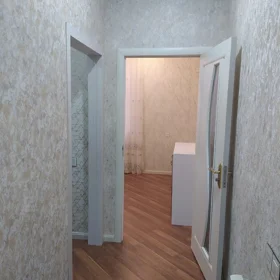 In Baku 80.0 m² apartment is for rent - Image 4