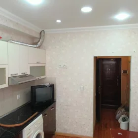 In Baku 45.0 m² apartment is for rent - Image 3