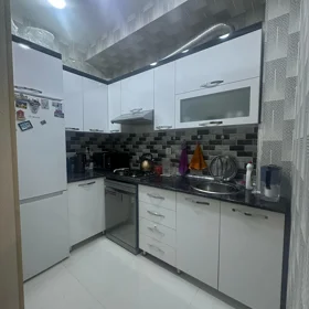 In Baku 57.0 m² apartment is for sale - Image 4