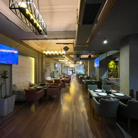 In Baku 750.0 m² commercial is for rent - Image 4