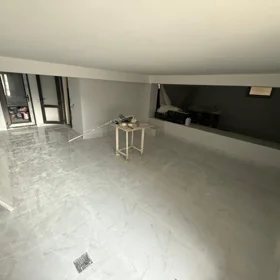 In Baku 438.0 m² house with 5.0 rooms is for sale - Image 4