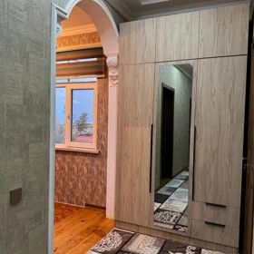 In Baku 100.0 m² house with 3.0 rooms is for sale - Image 2