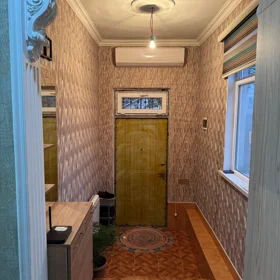 In Baku 100.0 m² house with 3.0 rooms is for sale - Image 3