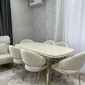 In Baku 72.0 m² apartment is for rent - Image 2