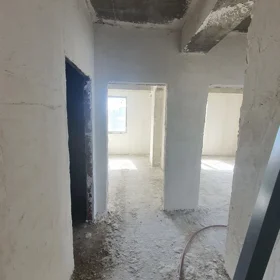 In Baku 70.0 m² apartment is for sale - Image 2