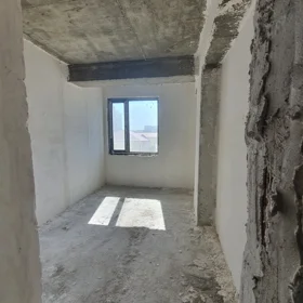 In Baku 70.0 m² apartment is for sale - Image 3