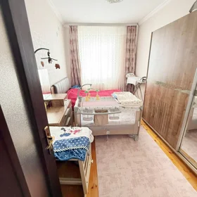 In Baku 92.0 m² apartment is for sale - Image 2