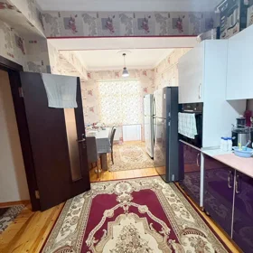 In Baku 92.0 m² apartment is for sale - Image 4