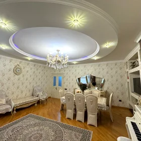 In Baku 145.0 m² apartment is for sale - Image 2