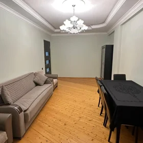 In Baku 150.0 m² apartment is for rent - Image 2