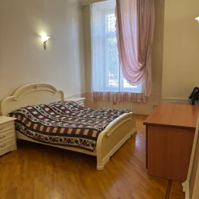 In Baku 100.0 m² apartment is for rent - Image 3