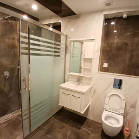 In Baku 100.0 m² apartment is for sale - Image 4