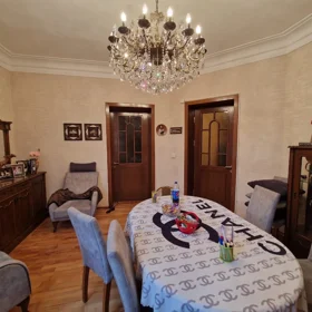 In Baku 80.0 m² apartment is for sale - Image 4