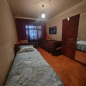 In Baku 90.0 m² apartment is for sale - Image 4