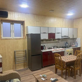 In Baku 65.0 m² house with 2.0 rooms is for rent - Image 2