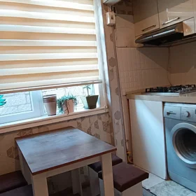 In Baku 65.0 m² apartment is for rent - Image 5