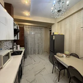 In Baku 135.0 m² apartment is for sale - Image 5