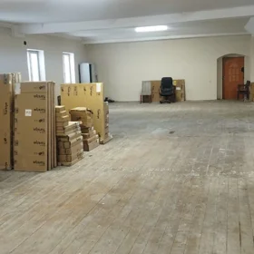 In Baku 372.0 m² commercial is for rent - Image 3