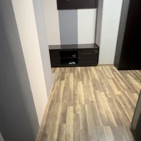 In Baku 80.0 m² apartment is for rent - Image 2