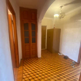 In Baku 80.0 m² apartment is for rent - Image 5