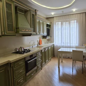 In Baku 300.0 m² house with 10.0 rooms is for sale - Image 4