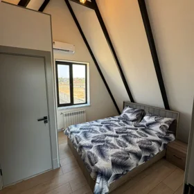 In Baku 111.0 m² house with 3.0 rooms is for rent - Image 4