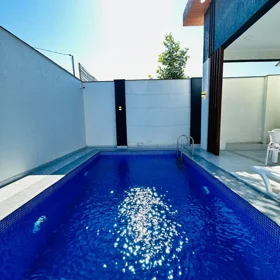 In Baku 144.0 m² house with 3.0 rooms is for rent - Image 4