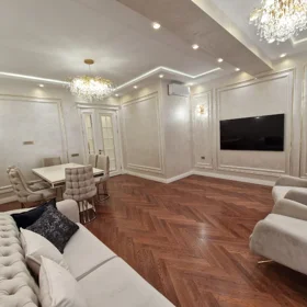 In Baku 140.0 m² apartment is for rent - Image 5