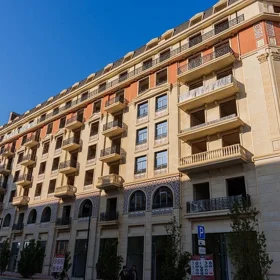 In Baku 152.0 m² apartment is for sale - Image 2