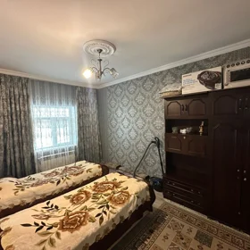 In Baku 100.0 m² house with 3.0 rooms is for sale - Image 3