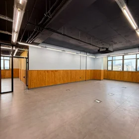 In Baku 500.0 m² office is for rent - Image 3