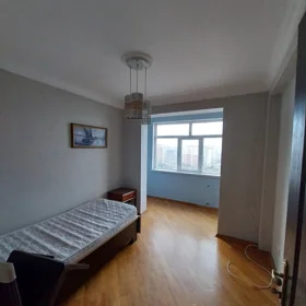 In Baku 115.0 m² apartment is for rent - Image 3