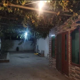 In Baku 150.0 m² house with 6.0 rooms is for rent - Image 2