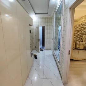 In Baku 77.0 m² apartment is for rent - Image 5