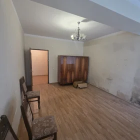 In Baku 80.0 m² apartment is for sale - Image 2