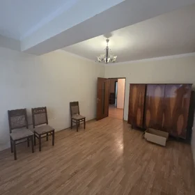 In Baku 80.0 m² apartment is for sale - Image 5