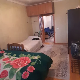 In Baku 70.0 m² apartment is for sale - Image 5