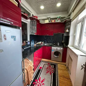 In Baku 68.0 m² apartment is for sale - Image 5