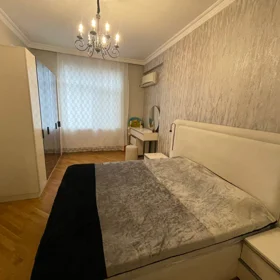 In Baku 187.0 m² apartment is for sale - Изображение 3