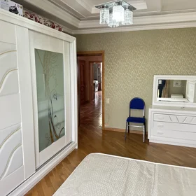 Baku-da 118.0 m2 mənzil kirayə verilir - Şəkil 2