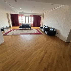 Baku-da 200.0 m2 mənzil kirayə verilir - Şəkil 2