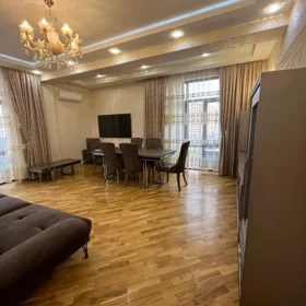 Baku-da 124.0 m2 mənzil kirayə verilir - Şəkil 2