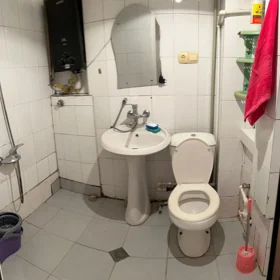 In Baku 50.0 m² apartment is for rent - Image 5