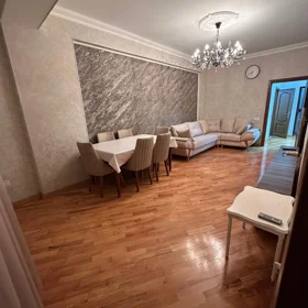 In Baku 60.0 m² apartment is for rent - Image 3