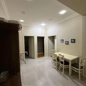 In Baku 95.0 m² apartment is for rent - Image 2